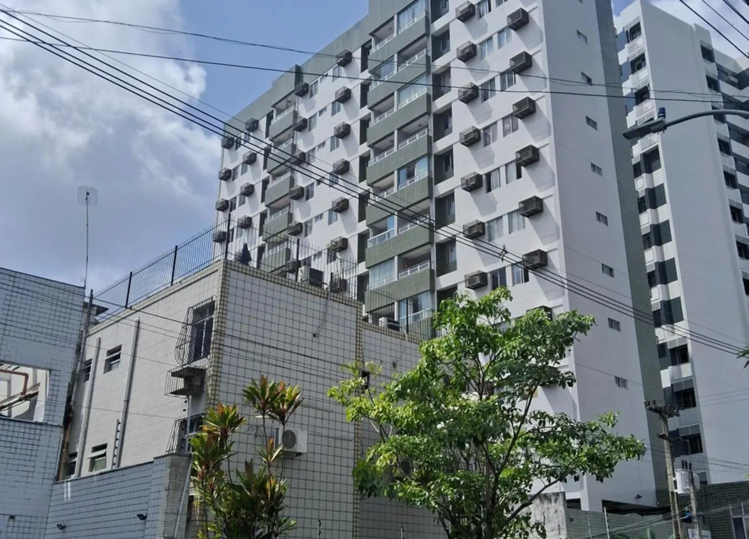 Excelente Apto em ÁREA HOSPITALAR Recife Brasile